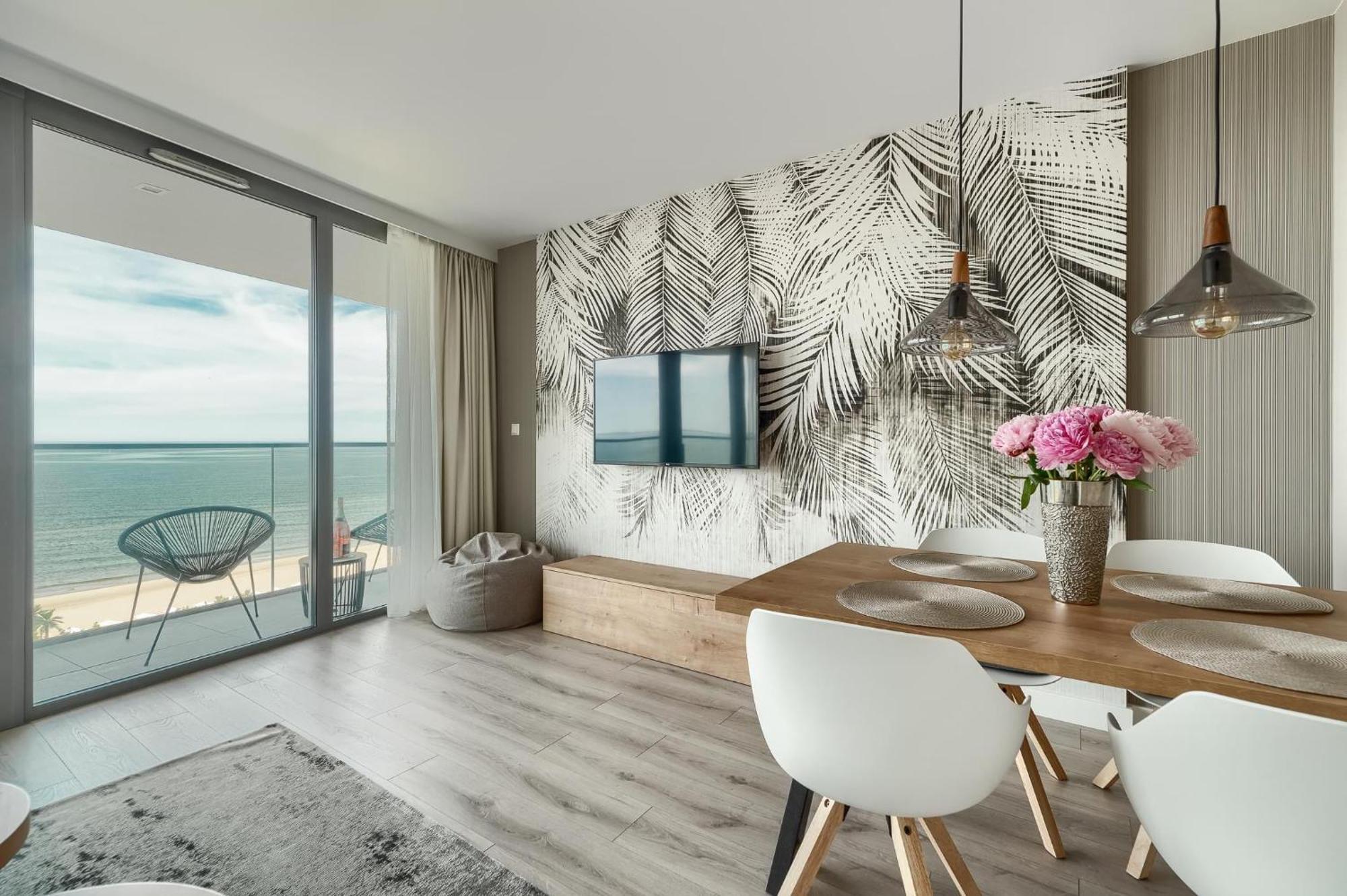 Wave Front Sea View 7 Floor *