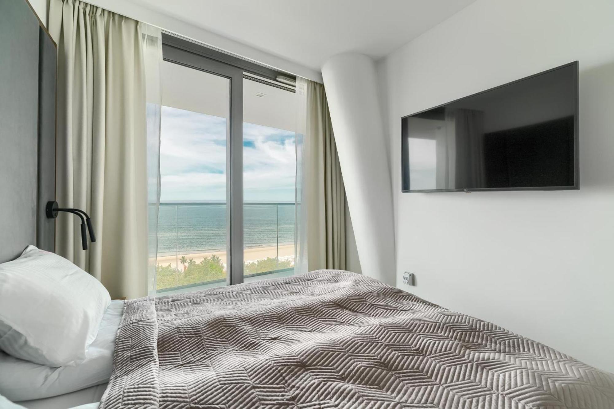 Wave Front Sea View 7 Floor *